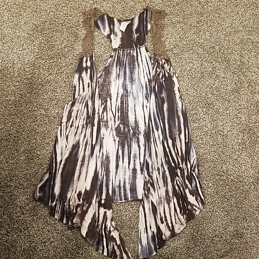 BKE cardigan brown with abstract print